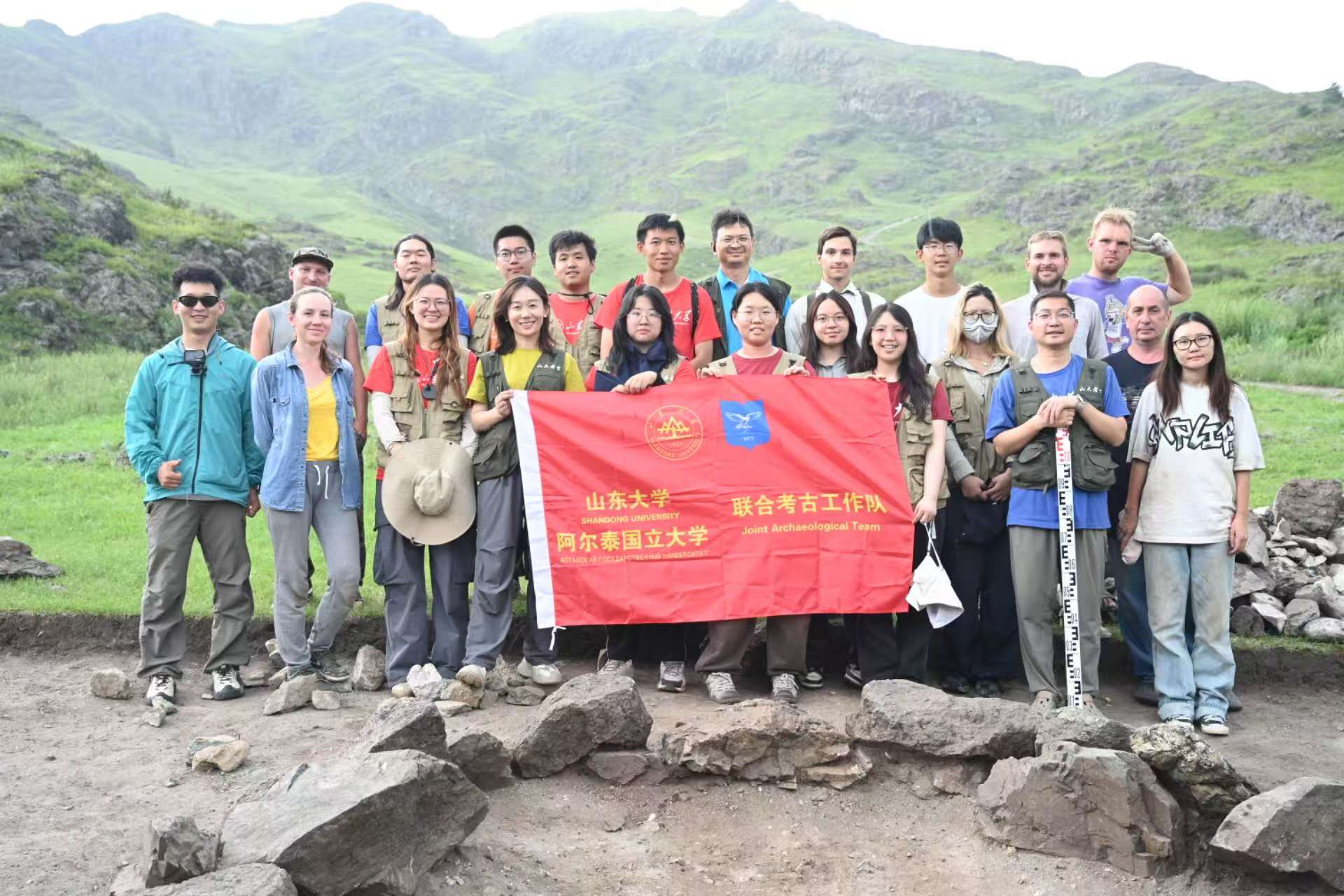 永利集团3044am官方入口首次在俄罗斯阿尔泰地区完成巴泽雷克文化墓葬的发掘及多学科研究